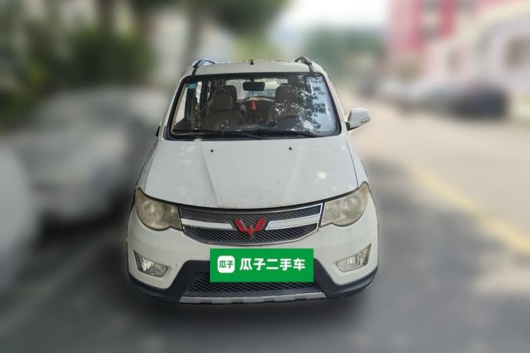 Used Wuling Hongguang 2014 1.5L S Comfort Model Front