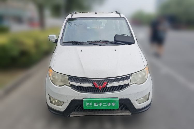 Used Wuling Hongguang 2014 1.5L S Luxury Model Front