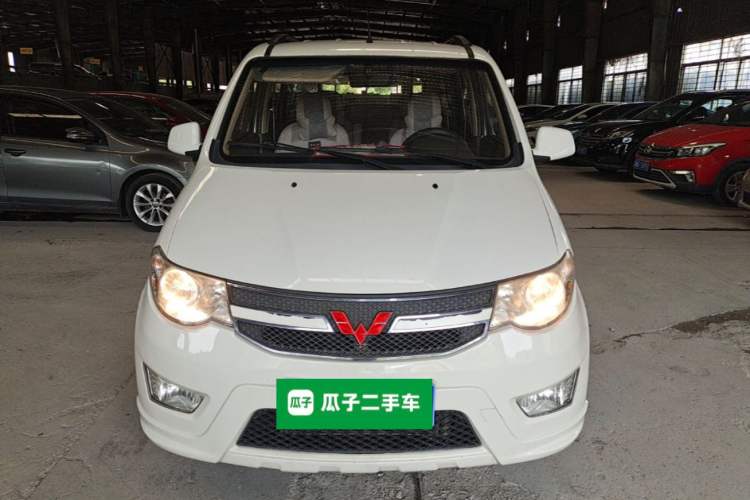 Used Wuling Hongguang 2014 1.5L S Standard Version Front