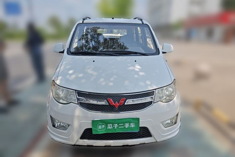 Used Wuling Hongguang 2014 1.5L S Standard Version Front
