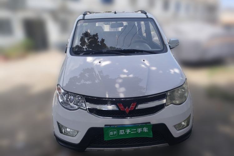 Used Wuling Hongguang 2014 1.5L S Comfort Model Front