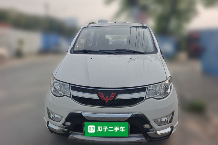 Used Wuling Hongguang 2014 1.5L S Standard Version Front
