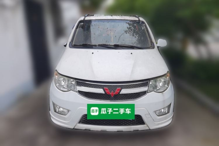 Used Wuling Hongguang 2014 1.5L S Standard Version Front