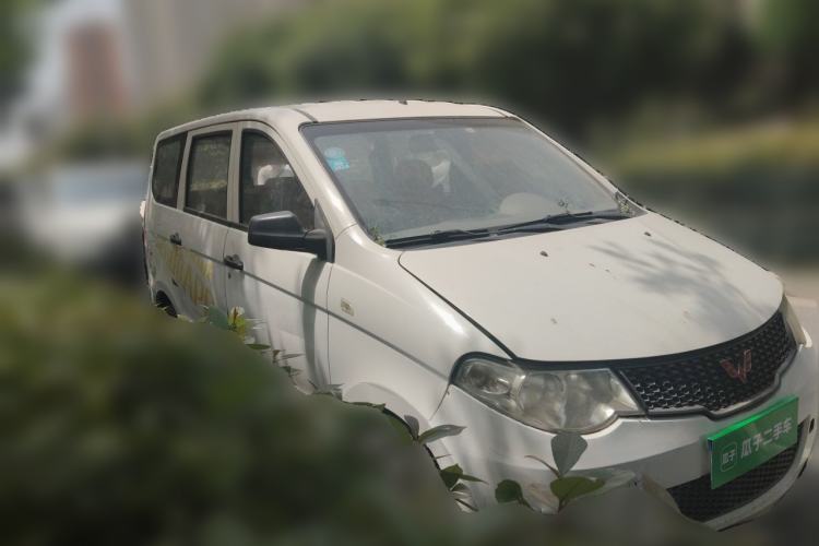 Used Wuling Hongguang 2014 1.2L Base Model China IV Front Right 45 Deg