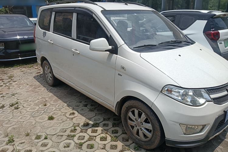 Used Wuling Hongguang 2014 1.5L S Standard Version Front Right 45 Deg
