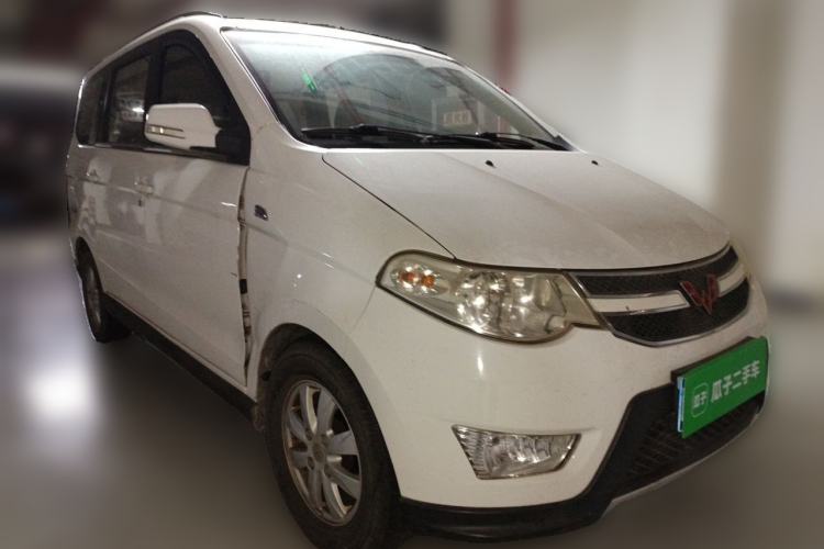 Used Wuling Hongguang 2014 1.2L S Comfort Model China IV Front Right 45 Deg