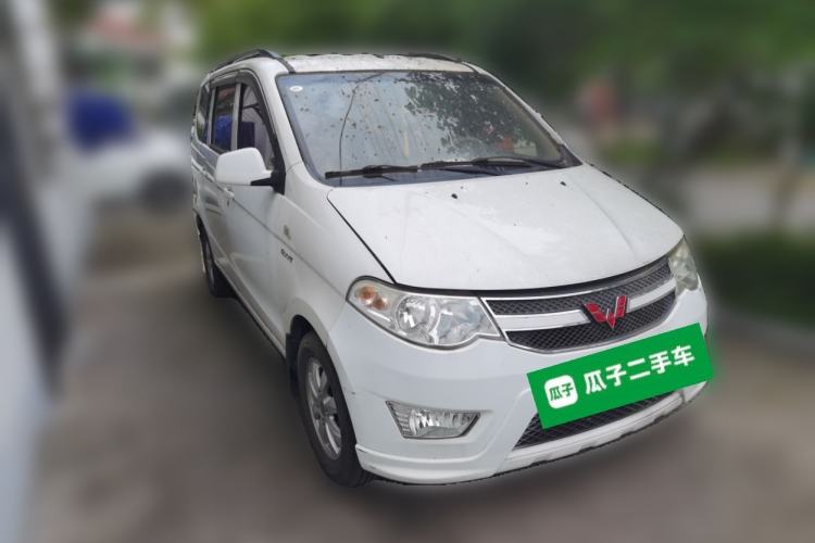Used Wuling Hongguang 2014 1.5L S Standard Version Front Right 45 Deg