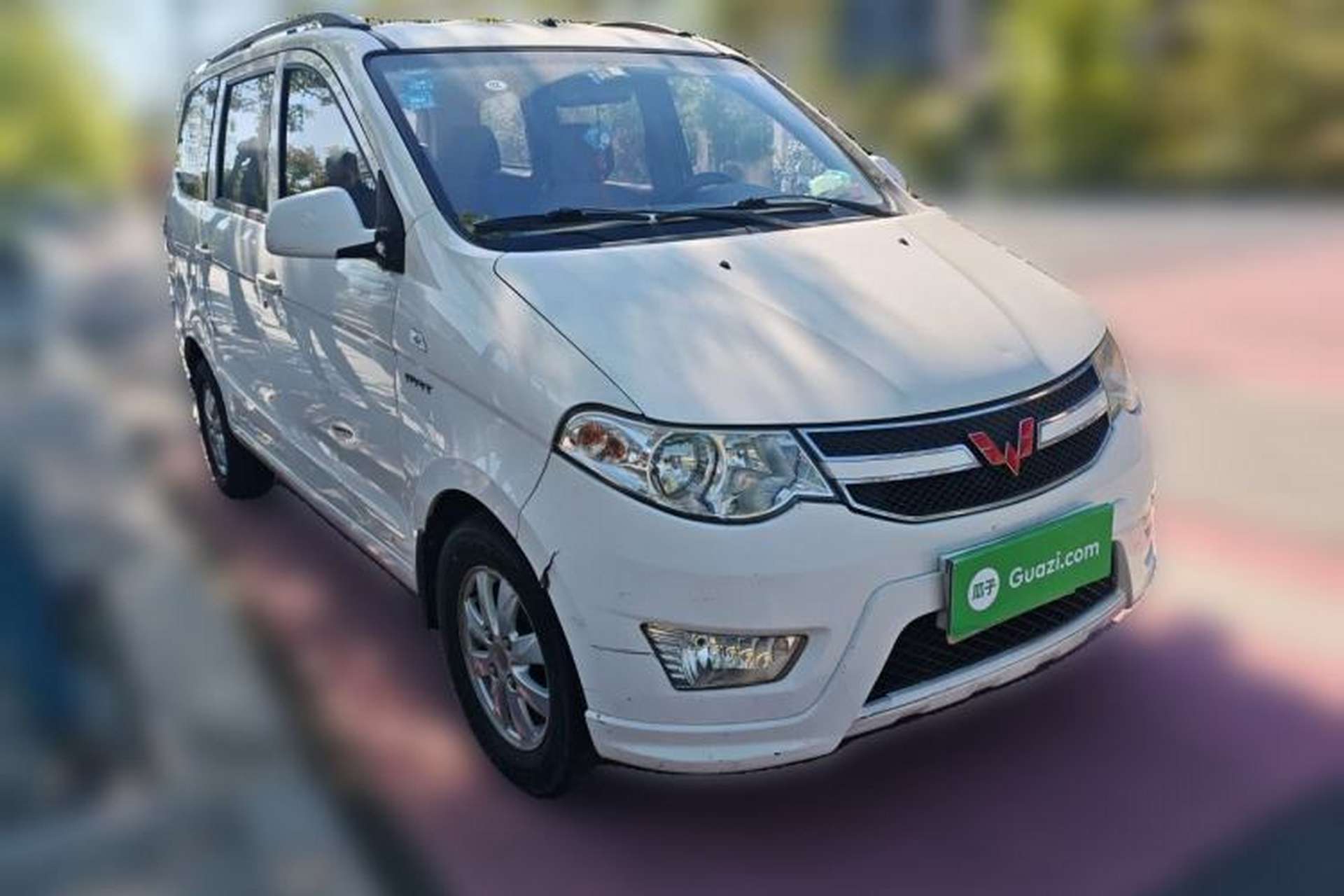 Used Wuling Hongguang 2014 1.5L S Standard Version Front Right 45 Deg