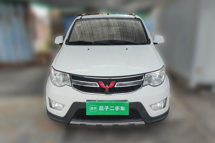 Used Wuling Hongguang 2014 1.5L S Standard Version Front
