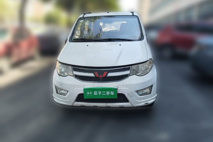 Used Wuling Hongguang 2014 1.5L S Standard Version Front