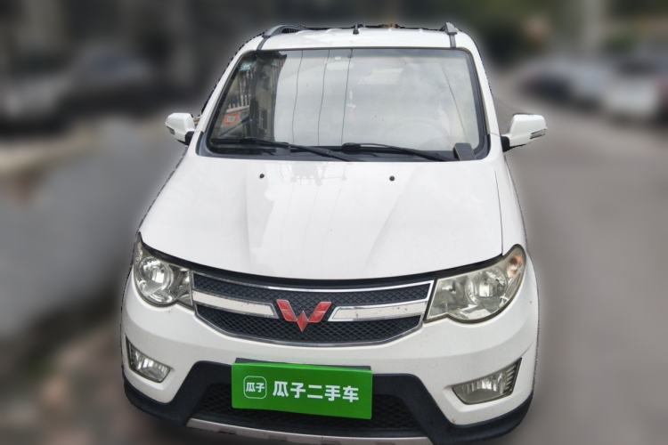 Used Wuling Hongguang 2014 1.2L S Comfort Model China IV Front