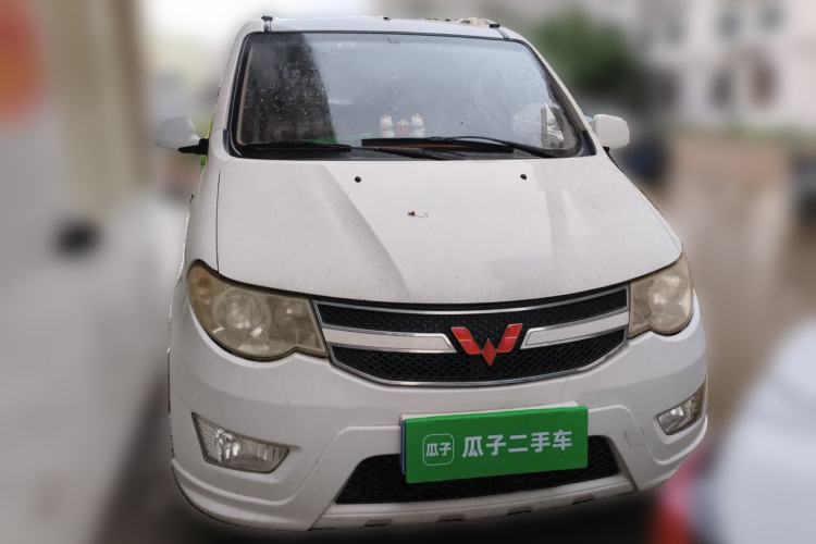 Used Wuling Hongguang 2014 1.5L S Standard Version Front