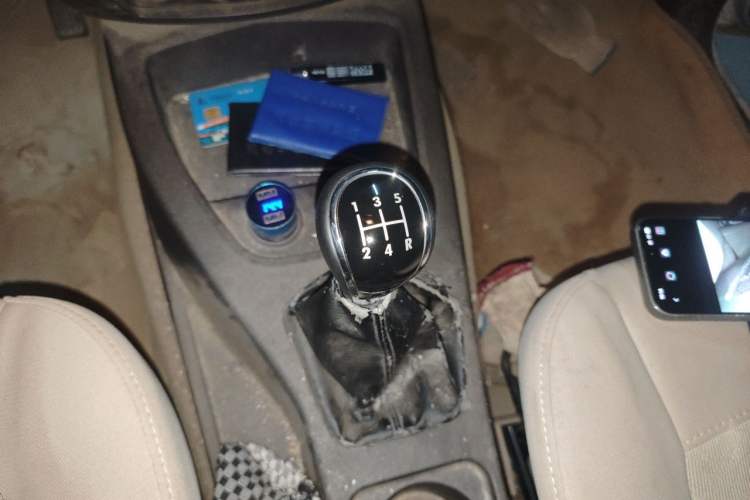 Used Wuling Hongguang 2014 1.5L S Standard Version Gear Lever