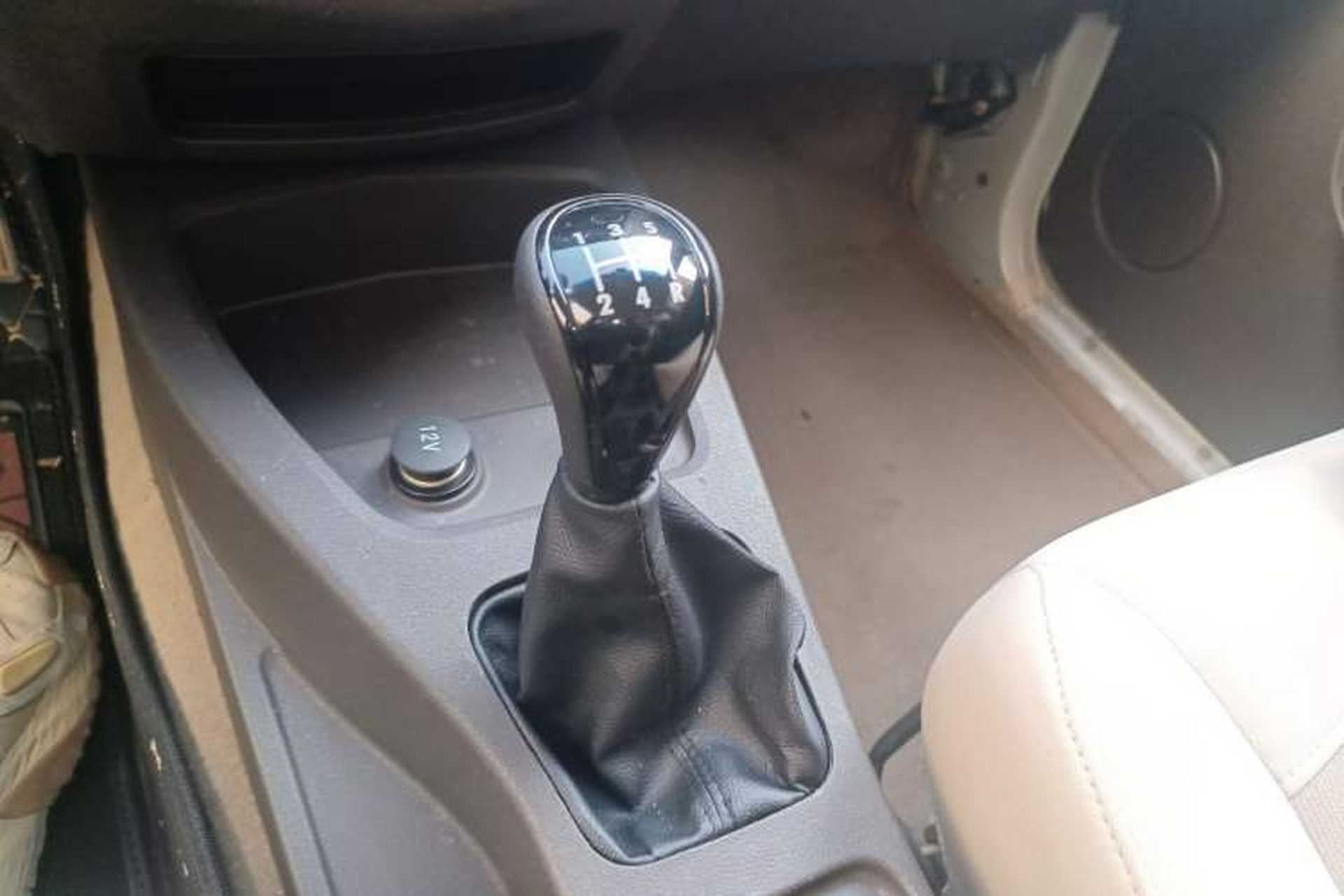 Used Wuling Hongguang 2014 1.5L S Standard Version Gear Lever