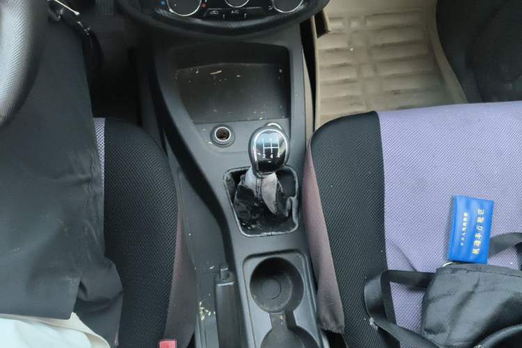 Used Wuling Hongguang 2014 1.5L S Standard Version Gear Lever