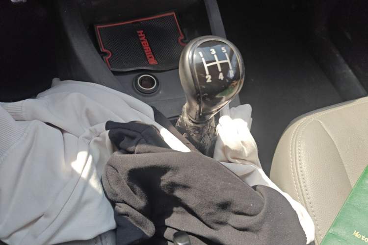 Used Wuling Hongguang 2014 1.2L Base Model China IV Gear Lever