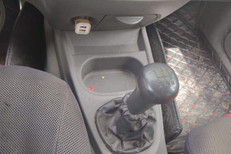 Used Wuling Hongguang 2014 1.2L Base Model China IV Gear Lever
