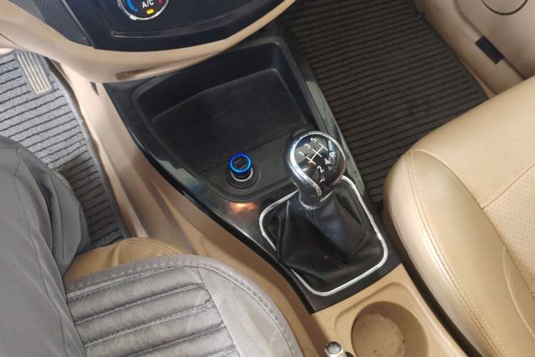 Used Wuling Hongguang 2014 1.5L S Luxury Model Gear Lever