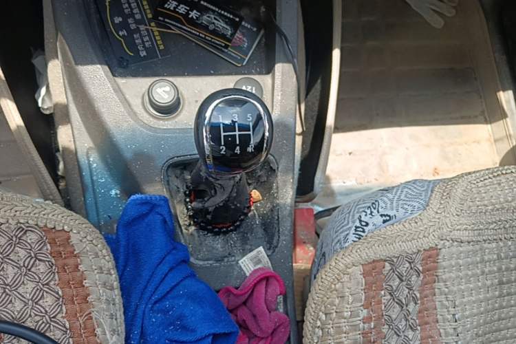 Used Wuling Hongguang 2014 1.5L S Standard Version Gear Lever