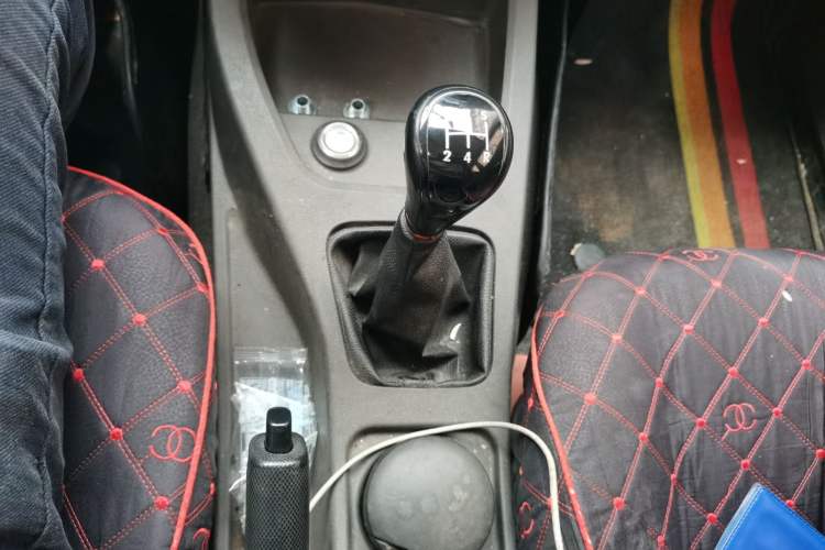 Used Wuling Hongguang 2014 1.2L Base Model China IV Gear Lever