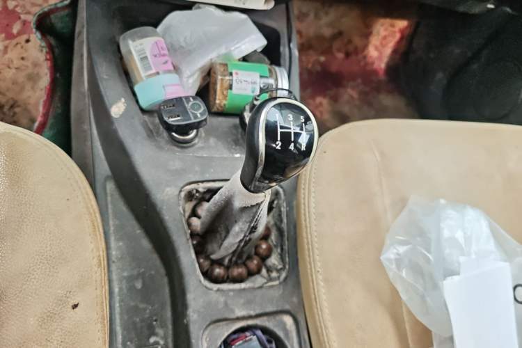 Used Wuling Hongguang 2014 1.2L Base Model China IV Gear Lever