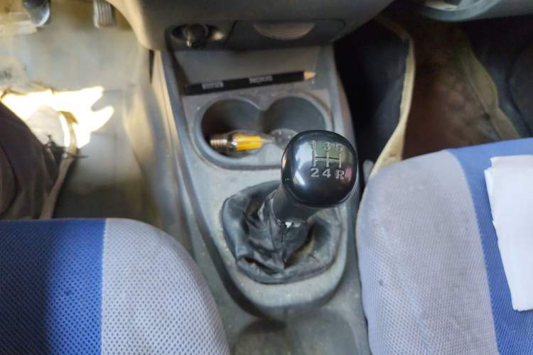 Used Wuling Hongguang 2014 1.2L Base Model China IV Gear Lever