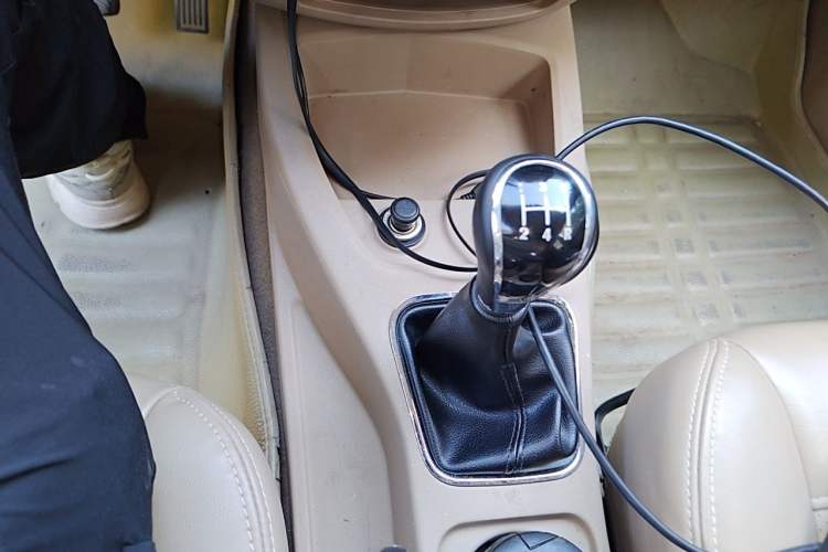 Used Wuling Hongguang 2014 1.5L S Comfort Model Gear Lever