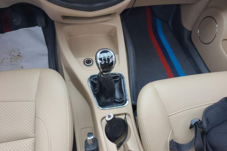 Used Wuling Hongguang 2014 1.5L S Comfort Model Gear Lever