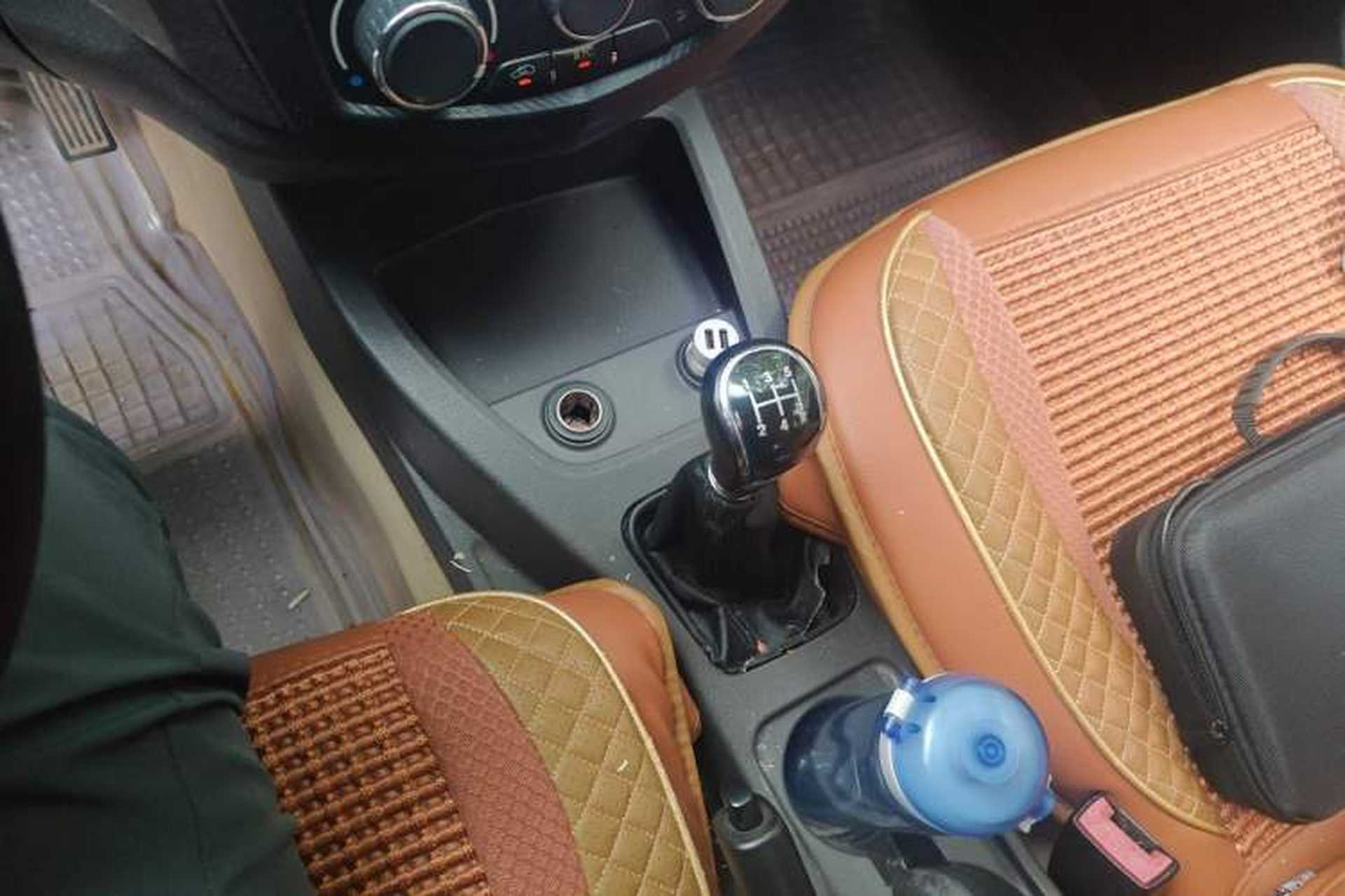 Used Wuling Hongguang 2014 1.5L S Standard Version Gear Lever