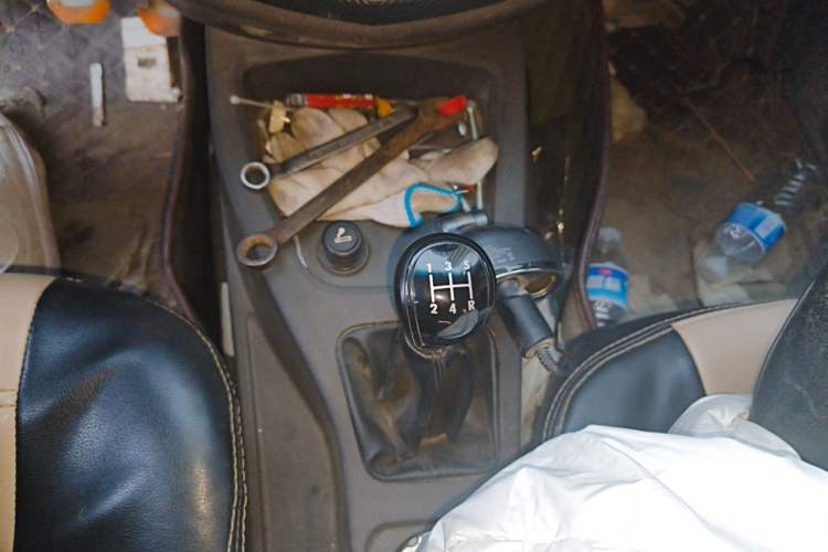Used Wuling Hongguang 2014 1.2L Base Model China IV Gear Lever