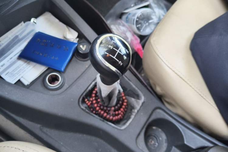 Used Wuling Hongguang 2014 1.5L S Standard Version Gear Lever