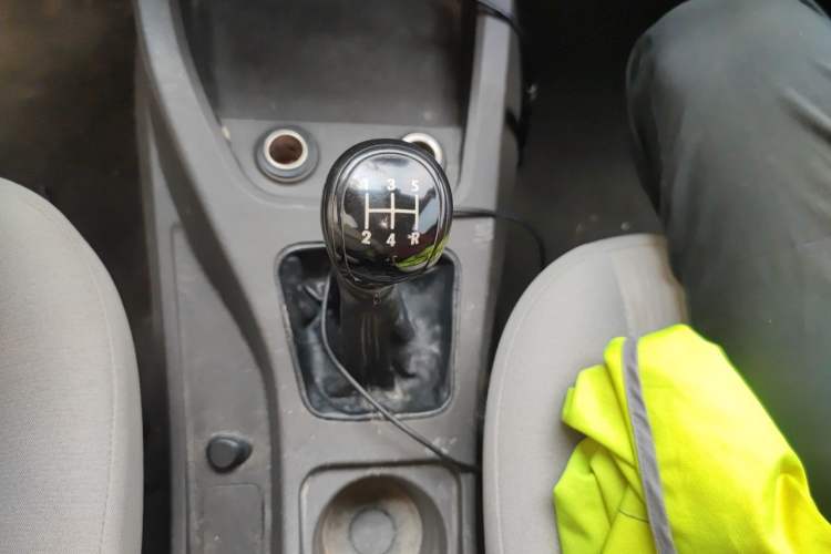 Used Wuling Hongguang 2014 1.2L Base Model China IV Gear Lever