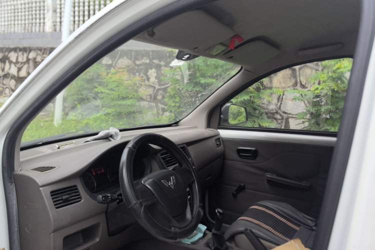 Used Wuling Hongguang 2014 1.5L Base Version Headliner