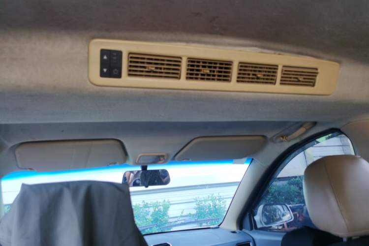 Used Wuling Hongguang 2014 1.5L S Comfort Model Headliner