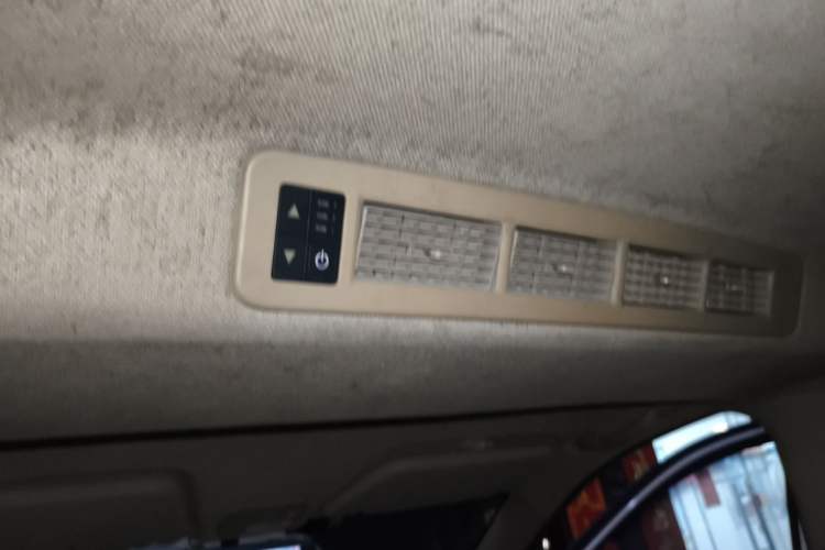 Used Wuling Hongguang 2014 1.5L S Standard Version Headliner