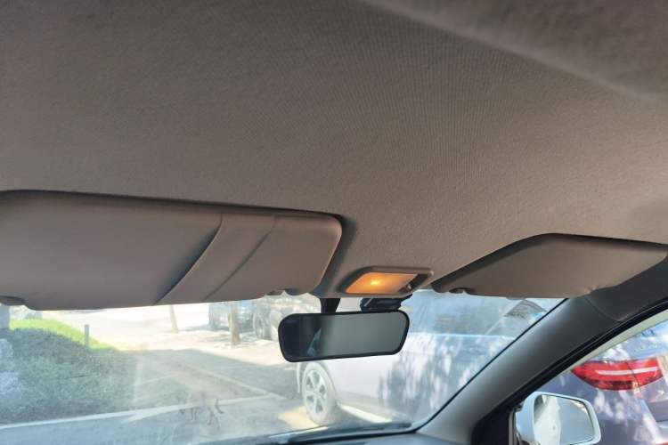 Used Wuling Hongguang 2014 1.5L S Standard Version Headliner