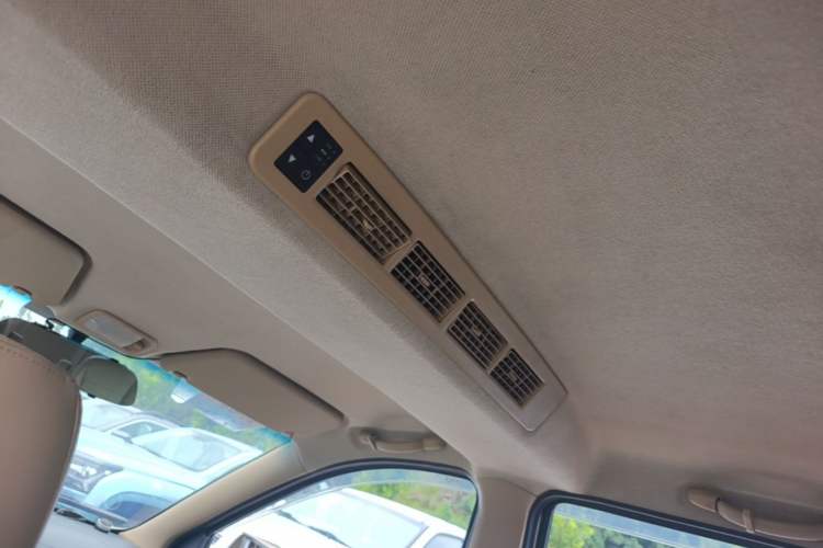 Used Wuling Hongguang 2014 1.5L S Comfort Model Headliner