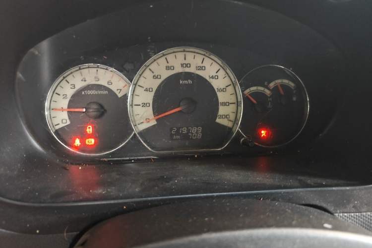 Used Wuling Hongguang 2014 1.2L S Comfort Model China IV Instrument Cluster