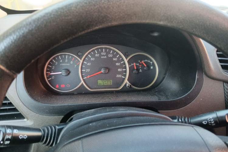 Used Wuling Hongguang 2014 1.5L Base Version Instrument Cluster