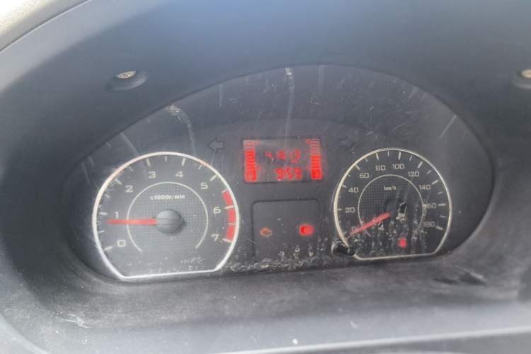 Used Wuling Hongguang 2014 1.5L Base Version Instrument Cluster