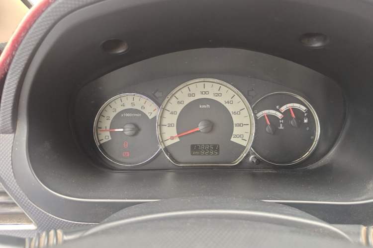 Used Wuling Hongguang 2014 1.5L S Comfort Model Instrument Cluster