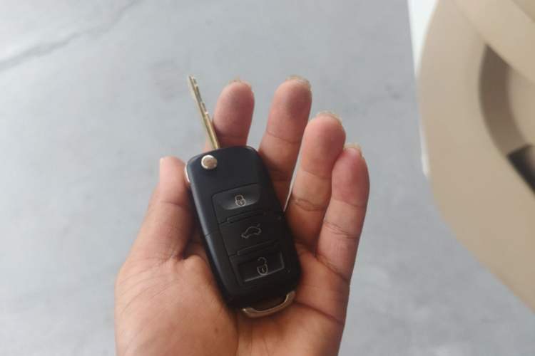 Used Wuling Hongguang 2014 1.5L S Luxury Model Interior 1