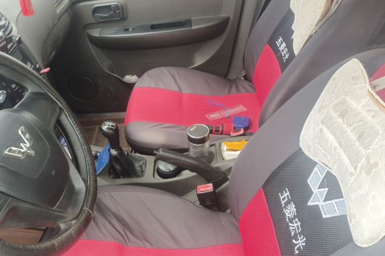 Used Wuling Hongguang 2014 1.2L Base Model China IV Left Front Seat