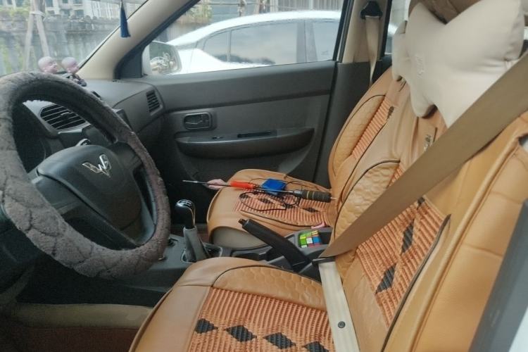 Used Wuling Hongguang 2014 1.5L S Standard Version Left Front Seat