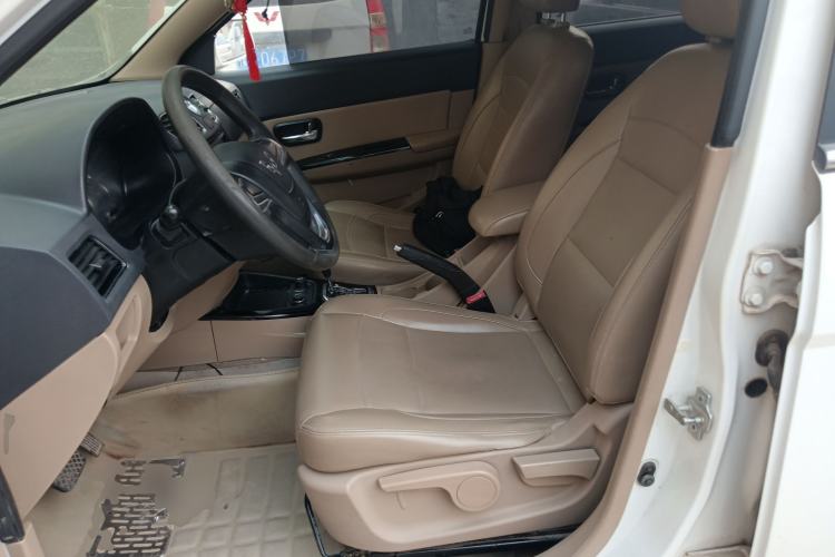 Used Wuling Hongguang 2014 1.5L S Automatic Comfort Edition Left Front Seat