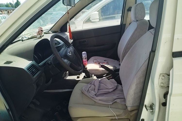 Used Wuling Hongguang 2014 1.5L S Standard Version Left Front Seat