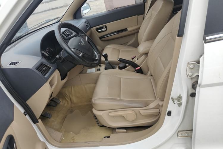 Used Wuling Hongguang 2014 1.5L S Standard Version Left Front Seat