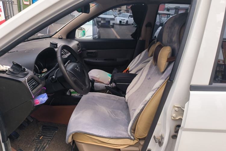 Used Wuling Hongguang 2014 1.5L S Standard Version Left Front Seat