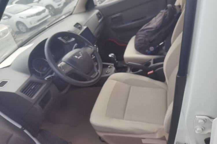 Used Wuling Hongguang 2014 1.5L S Standard Version Left Front Seat