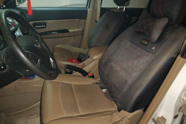 Used Wuling Hongguang 2014 1.2L S Comfort Model China IV Left Front Seat